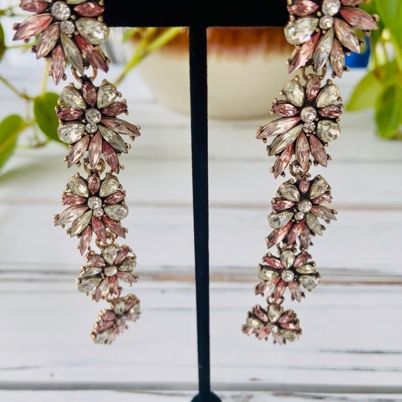 Gorgeous Pink Rhinestone Earrings - Picture 3 of 10